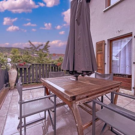 Appartement 2 Chambres Au Coeur Du Vignoble Avec Terrasse Riquewihr Exterior foto