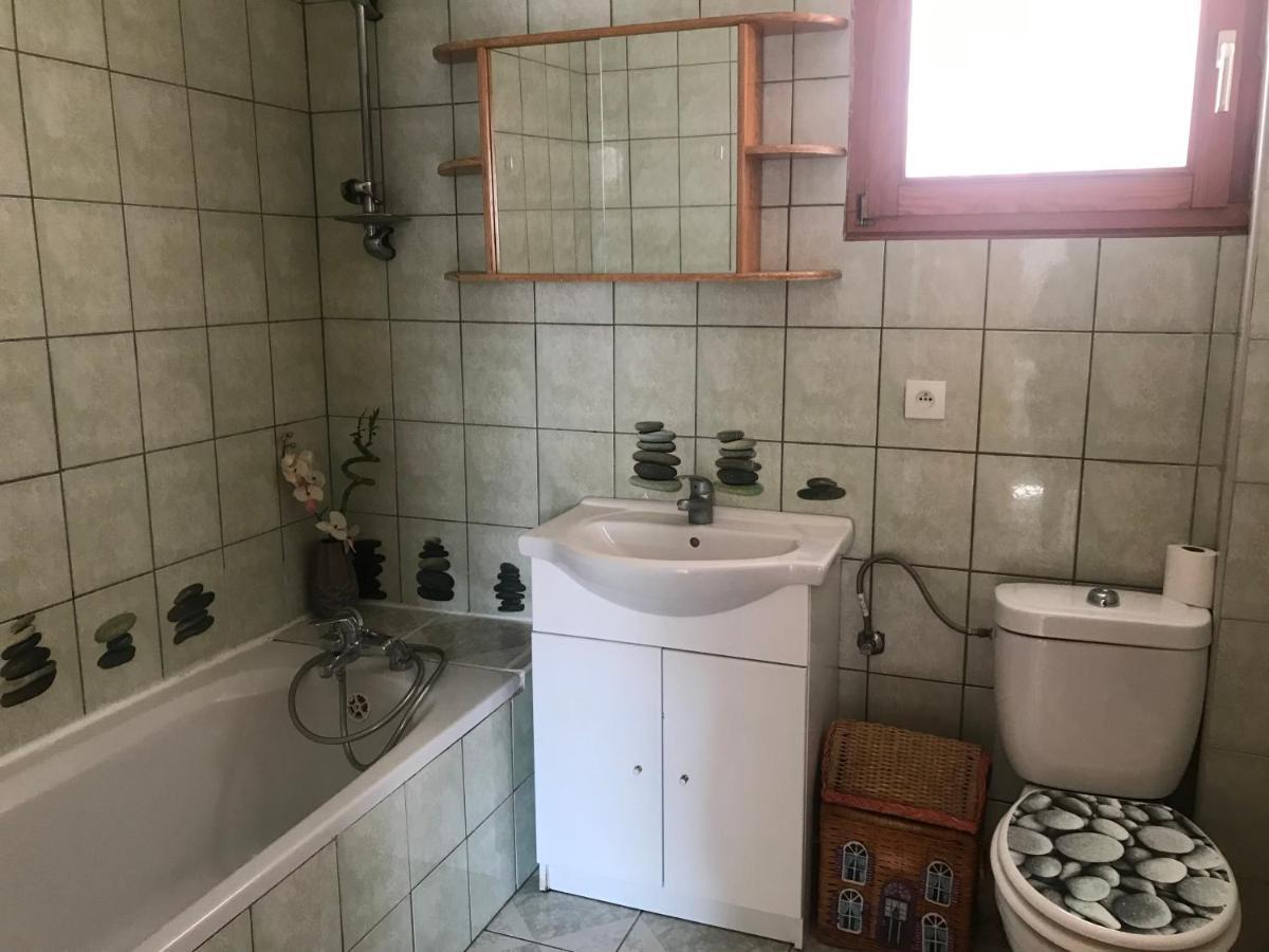 Appartement 2 Chambres Au Coeur Du Vignoble Avec Terrasse Riquewihr Exterior foto